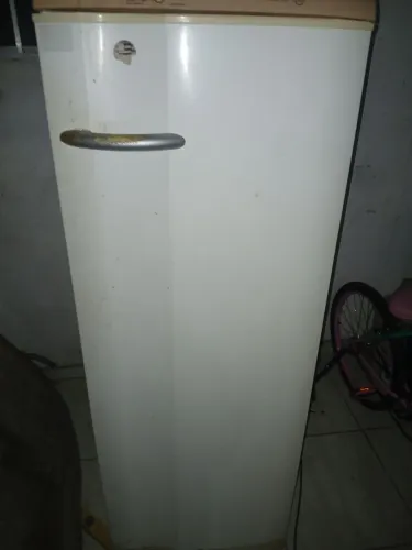 Geladeira Usada em ótimo estado