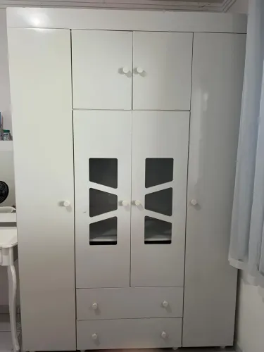 GUARDA ROUPA MADEIRA