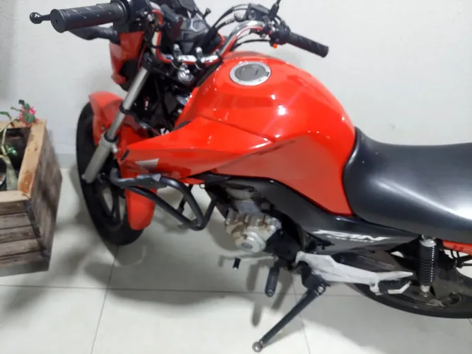 Moto fan 160 2024