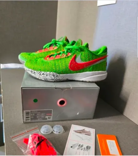 Tenis nike lebron