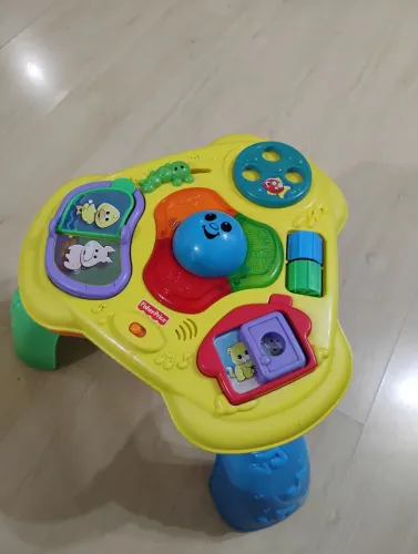 Mesa de atividades Fisher Price