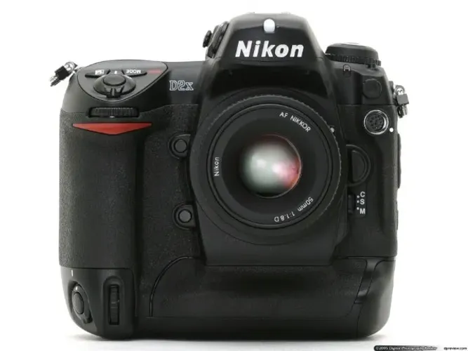Camera Nikon D2XS 12.8MP - Nova na caixa!