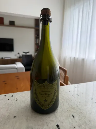 Garrafa champagne Dom Perignon