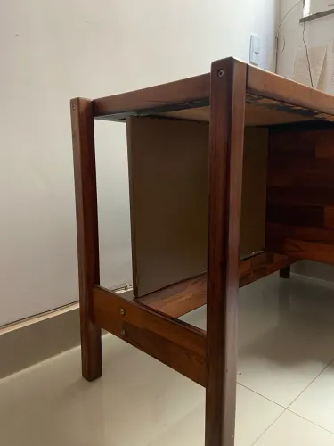 Escrivaninha 3 gavetas