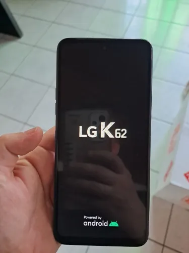 Celular LGK62 usado 