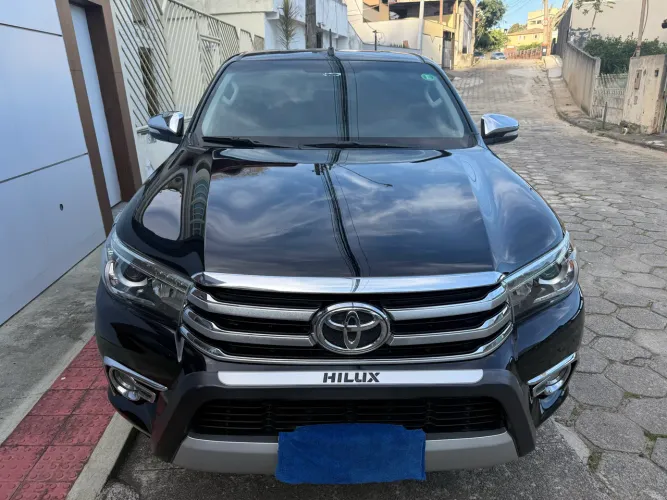 Toyota Hilux CD SRX 4X4 2.8 TDI 16V Diesel Aut. 2016