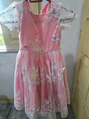Vestido infantil de festa elegante