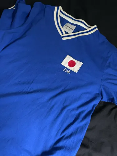 Camisa Japão retro - apenas tamanho G 