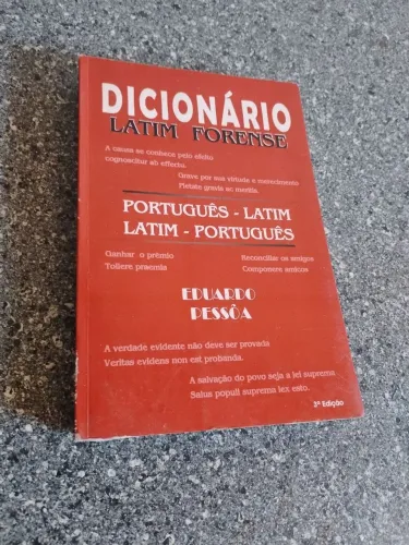 Dicionário Latim Forense / português -Latim / Latim -  Português 