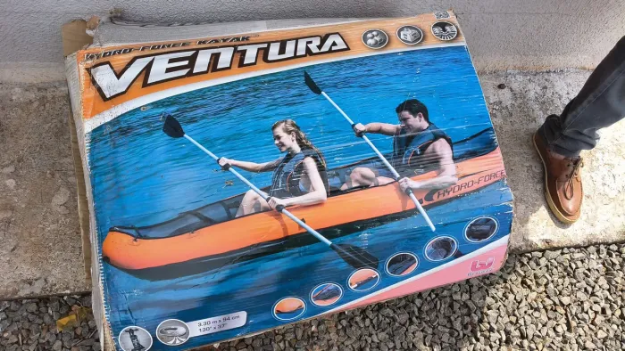 Bote com todas peças