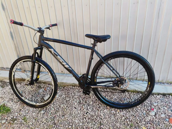 Bicicleta freio a óleo