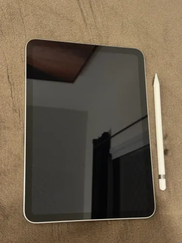 IPAD + APPLE PENCIL