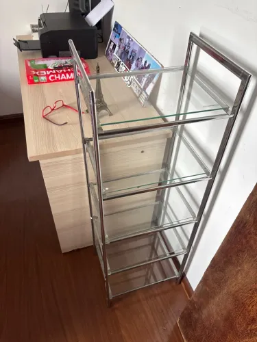 Prateleira de vidro