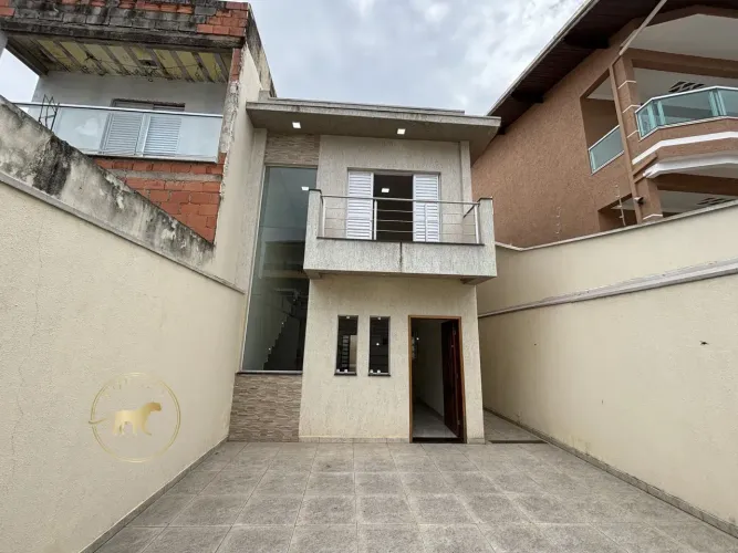 Sobrado à Venda com 3 dormitórios no Residencial San Marino Caieiras - SP