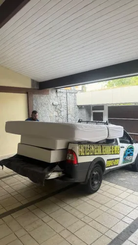Frete Niteroi mudanças reboque de motos  frete em  geral 24h 
