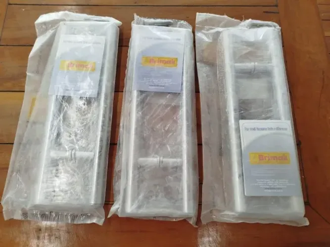 puxador de porta tubolar 1/2 - alumínio polido
