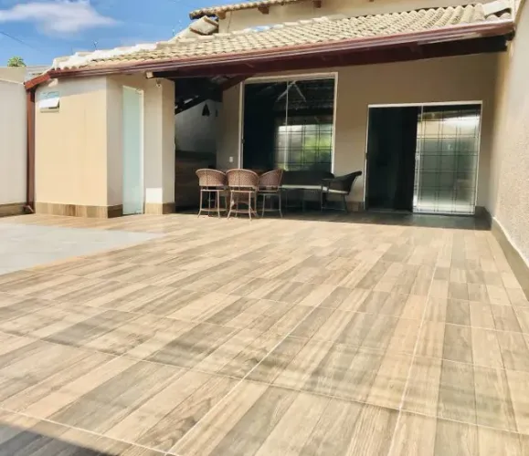 Casa com 3 Quartos e 3 banheiros à Venda, 112 m²