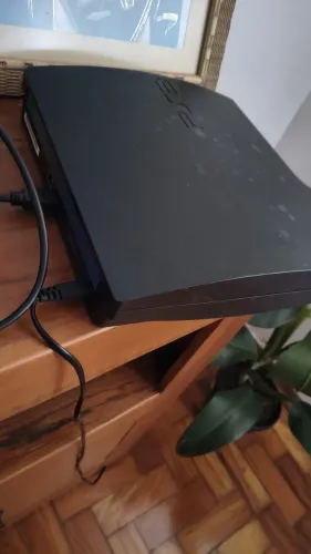 Ps3 usado com 13 jogos de brinde