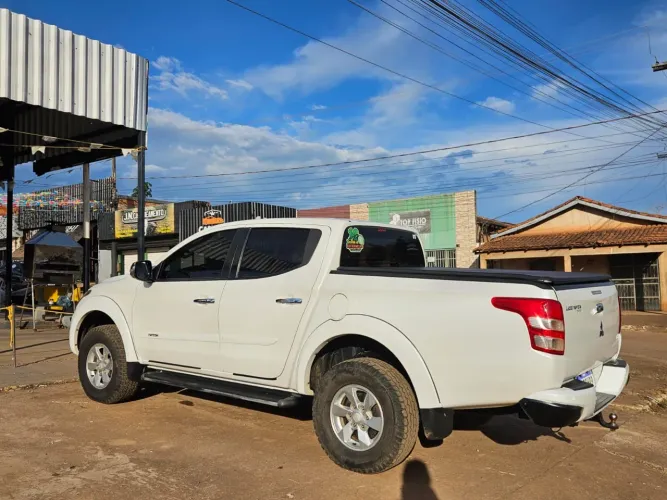 Mitsubishi L200 Triton Sport HPE 2.4 CD Diesel Aut. 2017