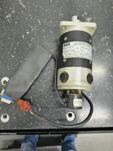 Servo Motor AGIE 82SY-120E com Encoder ZKX-6L-200BM1-G05L - Testado e Funcional