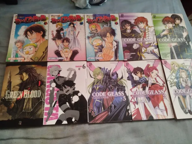 Vendo 15 Mangás