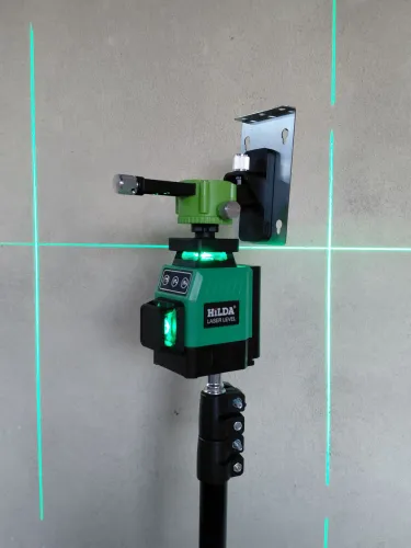 NÍVEL A LASER 12 LINHAS VERDE - PROFISSIONAL HILDA RECARREGÁVEL COM BOLSA E ACESSÓRIOS