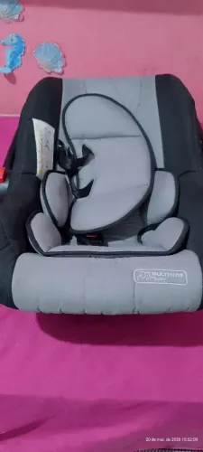 Vende-se esse bebê conforto