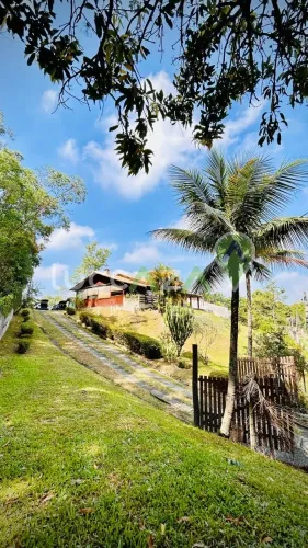 Chácara de luxo em condomínio fechado: 3 quartos, 1 suíte, 211,69m² em Jacareí-SP, bairro