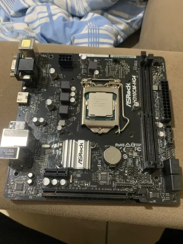 kit placa mãe e processador (i3-8100)