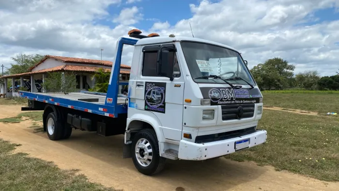 Caminhão Guincho. Pra vender ligeiro 