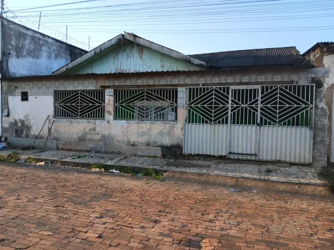 CASA NO UNIVERSITÁRIO PRA ALUGAR