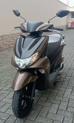 Yamaha Fluo ABS 2024/25