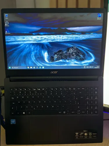 Notebook Acer Aspire 3 - Intel Celeron / 8GB RAM / SSD 128GB - Excelente Estado