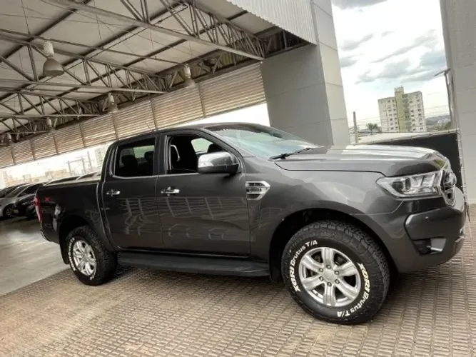 Ford Ranger XLT 3.2 20V 4X4 CD Diesel Aut. 2023
