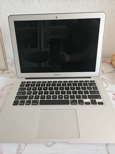 MacBook Air A1466 2017 macOS Monterey