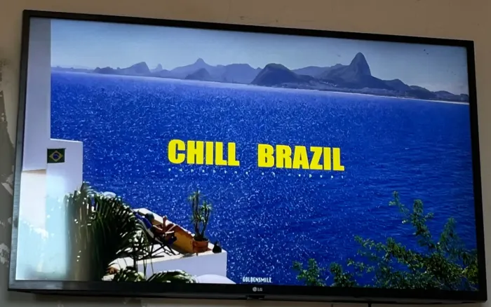 SMART TV 43 POLEGADAS LG FULL HD (dois meses de uso, perfeito estado, intacta)