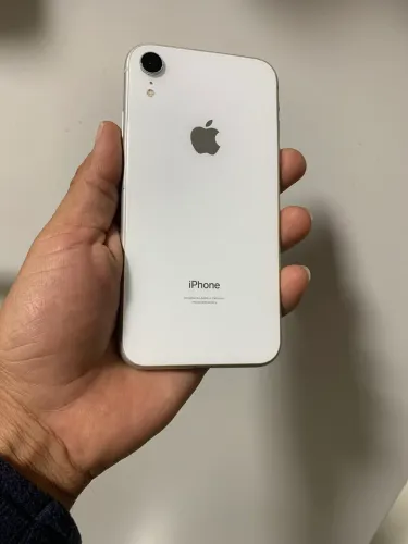 iPhone XR