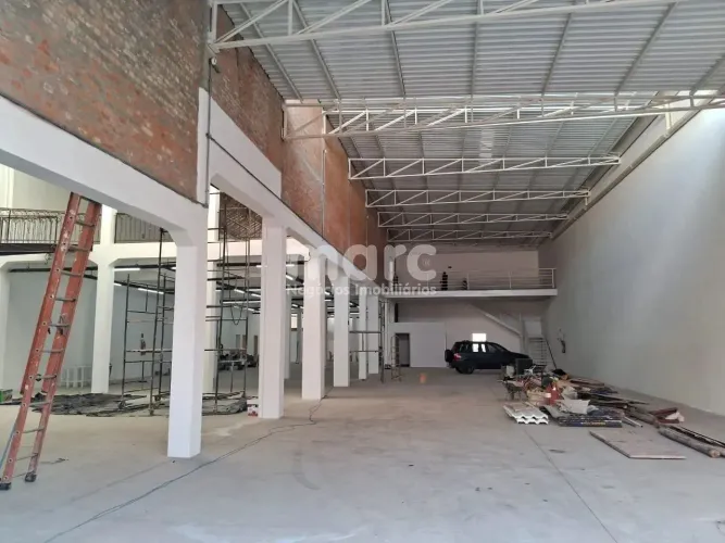 Galpão para locação com 1500m², com entrada para carreta, poço de água para bombeiro, trif