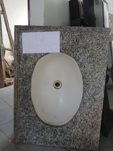Pia para banheiro de granito