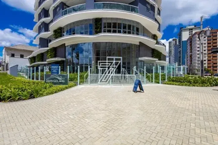 Cobertura a venda Cristo Rei com 210 m2 com 3 quartos 2 vagas garagem