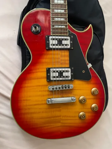 Guitarra Les Paul Golden
