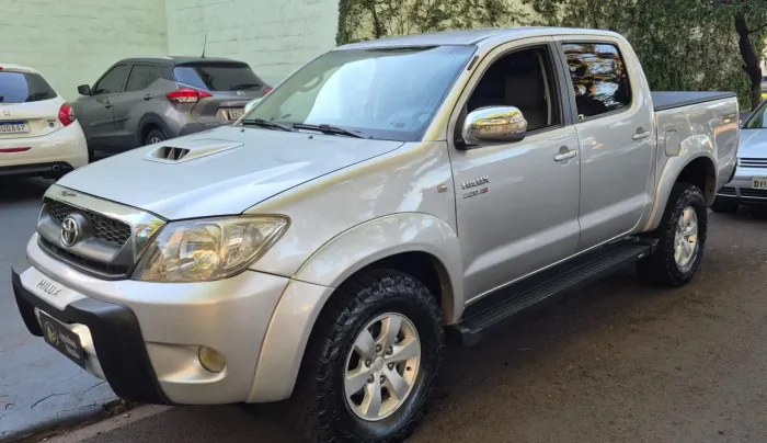Toyota Hilux CD SRV D4-d 4X4 3.0 TDI Diesel AUT 2008