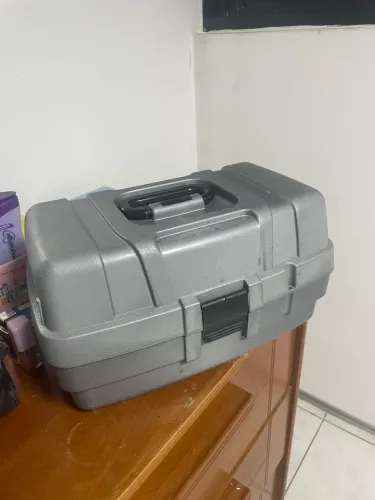 Maleta várias divisões