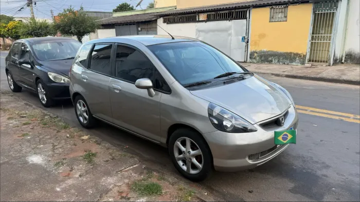 Honda Fit LX 1.4/ 1.4 Flex 8v/16v 5P Mec. 2004