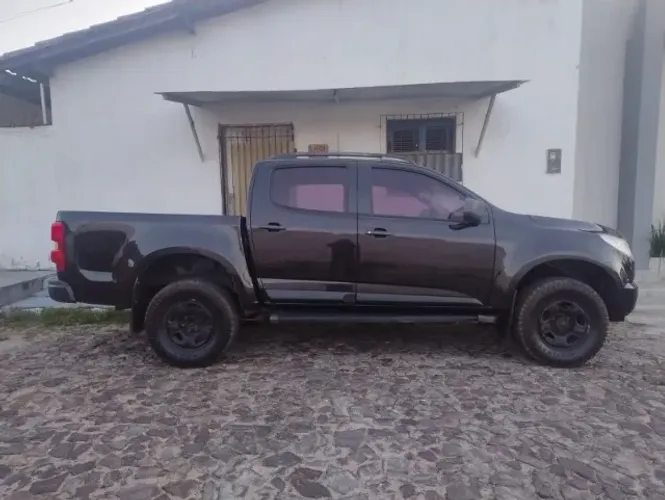 Chevrolet S10 Pick-up LS 2.8 TDI 4X4 CD Dies. Mec. 2015