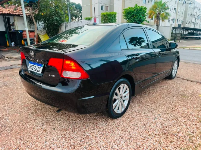 Honda Civic Sedan LXS 1.8/1.8 Flex 16V Aut. 4P 2008