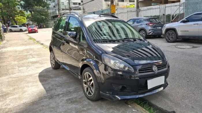Fiat Idea Sporting 1.8 Flex 16V 5P 2012