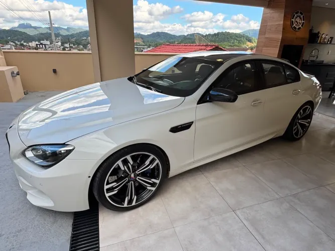 BMW M6 Gran Coupe 4.4 Bi-turbo V8 32V 560cv 2015