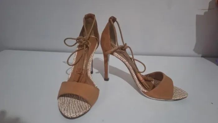 Sandália Ramarim seminova