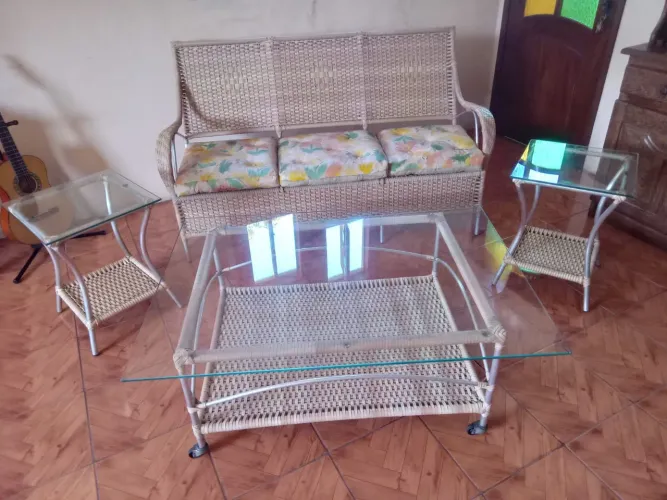 Conjunto de Varanda em Fibra Sintética: Sofá + 3 Mesas com Vidro